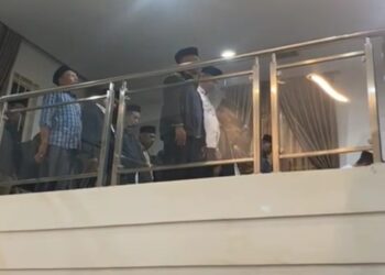 Bupati Haili Yoga Jadi Imam Tawarih Bersama Keluarga Besar KNPI Aceh Tengah