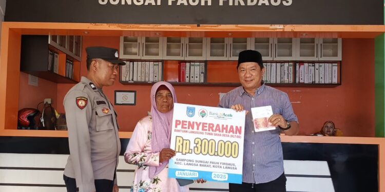 Gampong Sungai Pauh Firdaus Salurkan BLT-DD Tahap I