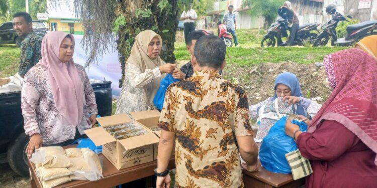 Masyarakat Serbu Gerakan Pangan Murah PTPN IV Regional VI 