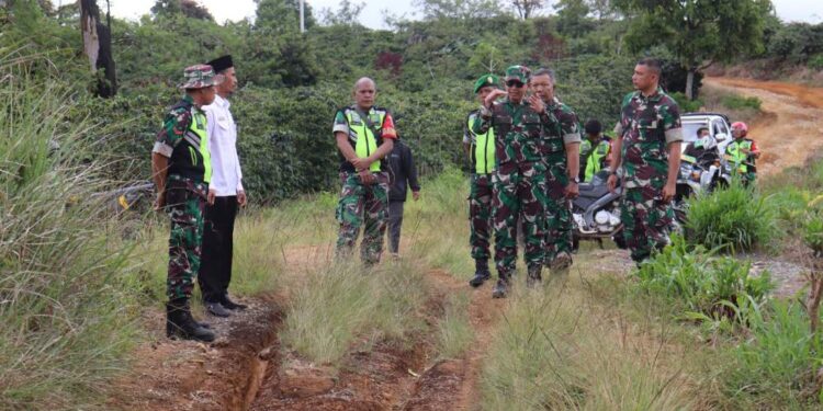 Dandim Raden Herman Sasmita Lanjutkan Kunker Ke Koramil Atu Lintang Dan Jagong Jeget