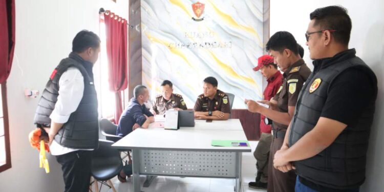 Polres Bener Meriah Tuntaskan Pembunuhan Istri Dicor, Tersangka Diserahkan Ke Kejaksaan