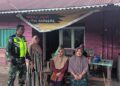 Jalin Silaturahmi, Babinsa Koramil 05/Linge Komsos Dengan Warga