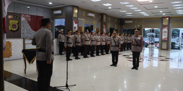 Irjen Dr. Achmad Kartiko Pimpin Upacara Sertijab Wakapolda Aceh 