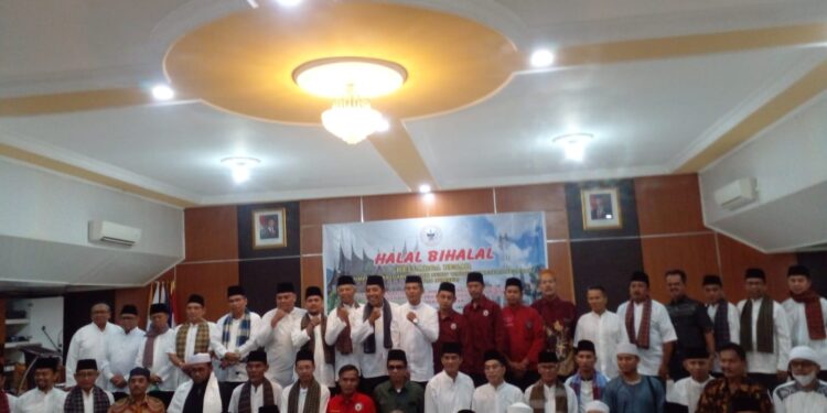 Halal Bihalal Perkumpulan Keluarga Besar Agam Bukit tinggi Di Palembang 