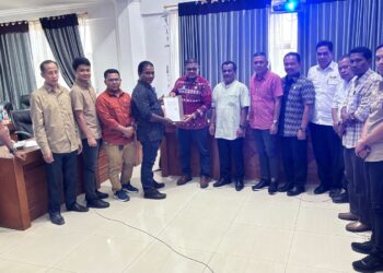 Ketua BRA Pusat Serahkan Bahan STOK Dan Akun E-Proposal Ke Satpel Aceh Tamiang