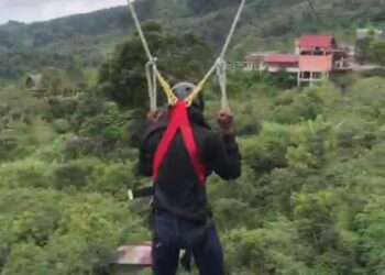 Telah dibuka Permainan Playing Pox Di Kaki Gunung Burni Telong