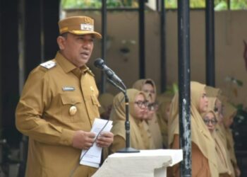 Wakil Bupati Muchsin Hasan Pimpin Upacara Bendera Di SMAN 1 Takengon