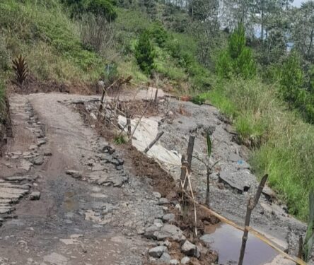Dinas PUPR Aceh Dinilai Tutup Mata Terhadap Pembangunan Jalan Di Aceh Tengah