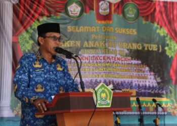 MAN 1 Takengon Gelar Prosesi “Munulaken Ni Anak Ku Urang Tue” Bertema “Geh Munemah Rasa, Beluh Munarengen Basa”