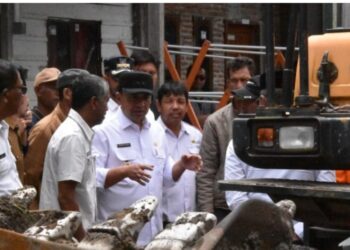 Wabup Muchsin Hasan Tinjau Langsung Perbaikan Drainase Kampung Kung