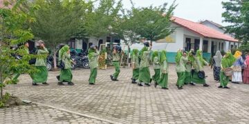 Sontak! Guru dan Murid SMAN 5 Langsa Berhamburan dari Ruangan