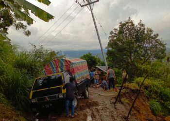 Jalan Perkampungan Bintang Pepara Ketol Amblas Dan Tidak Bisa lalui 