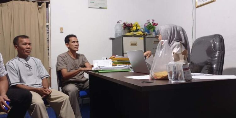 Anggota Koperasi Kebun Sawit Pangkalan Serik Siak Hulu Datangi Kantor Disperindag Kampar