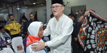 Bupati Tagore Abu Bakar Melepas Keberangkatan 179 Jamaah Calon Haji Bener Meriah 