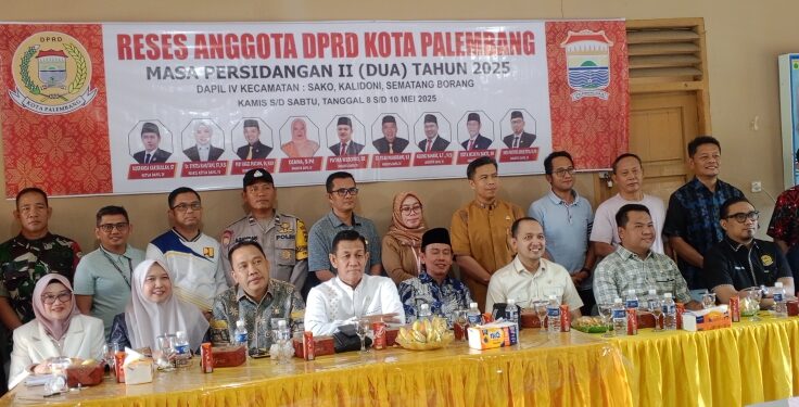 Harya Pratystha Endhie Putra Reses Bersama Anggota DPRD Reses Di SMP Negeri 53 Palembang