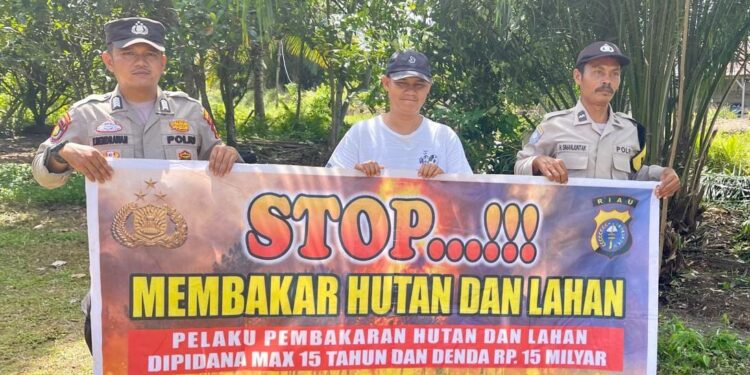 Polsek Teluk Meranti Sosialisasikan Maklumat Kapolda Riau untuk Cegah Karhutla