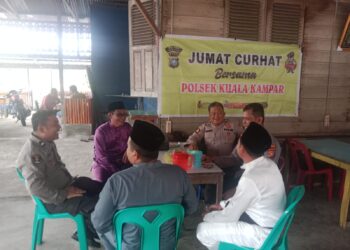 Jum’at Curhat di Kuala Kampar, Polisi Dengar Langsung Keluhan Warga: Dari Karhutla hingga Knalpot Brong
