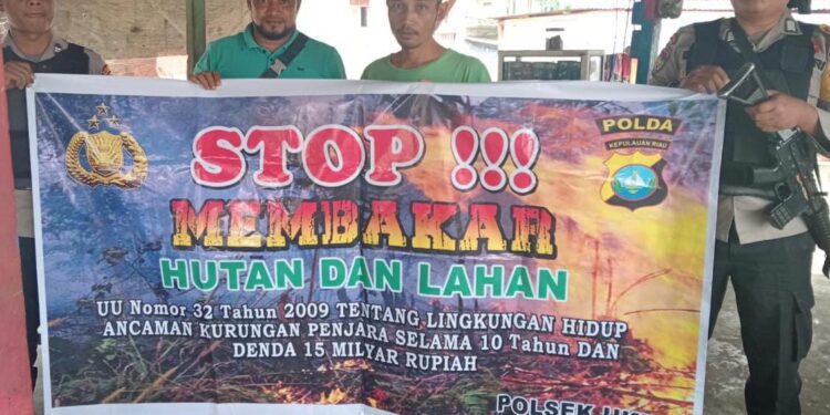 Polsek Ukui Aktif Sosialisasi Cegah Karhutla, Warga Diajak Jaga Alam Tanpa Bakar Lahan