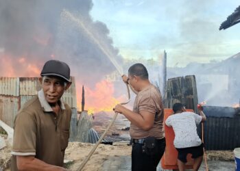 Kolaborasi Warga, Polisi dan Pemerintah Atasi Kebakaran Di Kecamatan Singingi