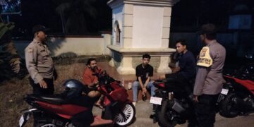 Polsek Pangkalan Kerinci Gelar Patroli Malam, Jaga Keamanan dan Ketertiban Warga