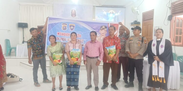 Polsek Singingi Hadir Di Tengah Jemaat, Wujudkan Polri Humanis Lewat Minggu Kasih 