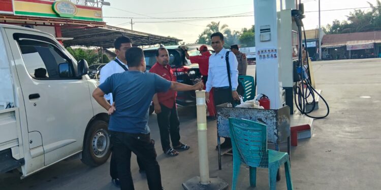 Polsek Perhentian Raja Beri Himbauan Agar Tidak Ada Penyalahgunaan BBM Bersubsidi Di SPBU 