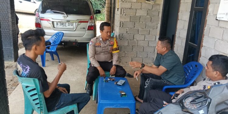 Bhabinkamtibmas Ajak Warga Desa Terbangiang dan Tambun Pelalawan Bersama Jaga Kamtibmas