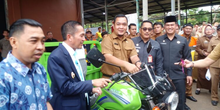 Launching Bank Dan Peresmian Taman Edukasi Pengelolaan Sampah DLH Kota Palembang