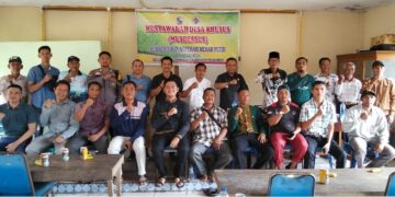 Polisi Dampingi Musyawarah Desa Khusus Pembentukan Koperasi Merah Putih Desa Pulau Muda untuk Perkuat Keamanan dan Ketertiban