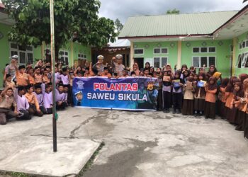 Saweu Sikula, Kasat Lantas Polres Aceh Tengah Sosialisasikan Tertib Berlalu Lintas Sejak Dini di MIS Ujung Temetas