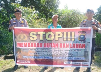 Polsek Pangkalan Kerinci Gencarkan Patroli dan Sosialisasi Larangan Bakar Lahan di Wilayahnya