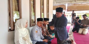 Awali Keberkahan Wali Kota dan Wakil Wali Kota Langsa, Lakukan Peusijuk di Dayah Futuhul Mu’arif Al-Azziziyah