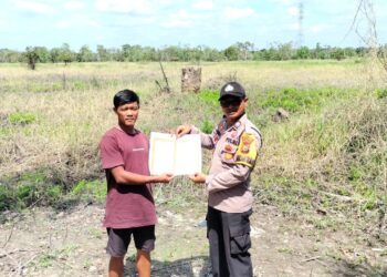 Bhabinkamtibmas Pangkalan Kerinci Gencar Patroli dan Sosialisasi Larangan Bakar Hutan