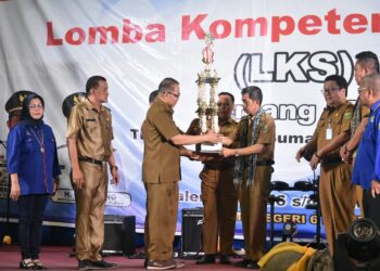 Pembukaan LKS Jenjang SMK Tingkat Provinsi Sumatera Selatan Tahun 2025