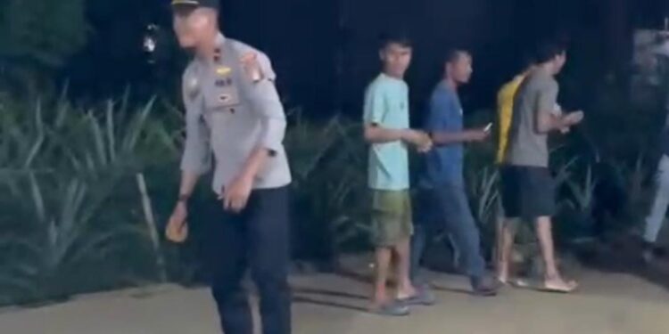 Kompetisi Gasing di Kayu Ara, Kapolsek Kerumutan: Lestarikan Budaya, Pererat Kebersamaan