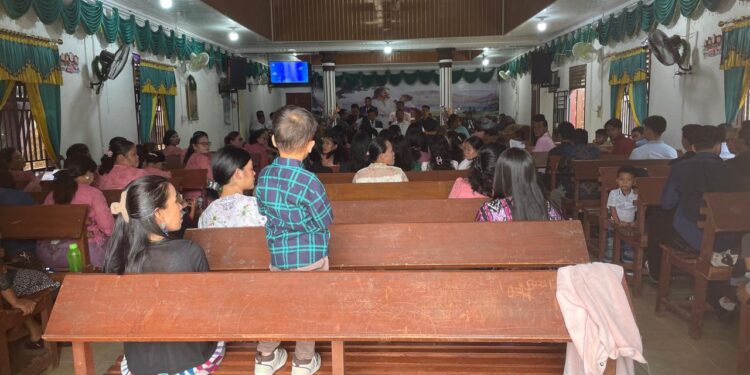 Polsek Ukui Kawal Ibadah Kenaikan Isa Almasih 2025, Wujud Nyata Toleransi dan Rasa Aman