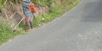 Jum’at Bersih, Pemerintah Kampung Jaluk Bersama Masyarakat Gelar Gotong Royong