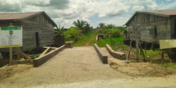 Pj Desa Mendilam Bantah Mark-Up Dan Bahan Tidak Sesuai Pembangunan Jembatan