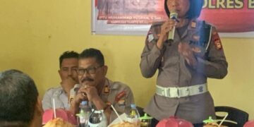 Kasat Lantas Polres Barru Meminta Warga Tanete Rilau Aktif Mendukung Keselamatan