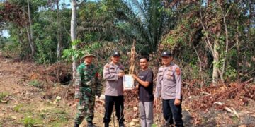 Cegah Karhutla di Musim Kemarau, Polsek Pangkalan Lesung Gencar Sosialisasi Maklumat Kapolda Riau