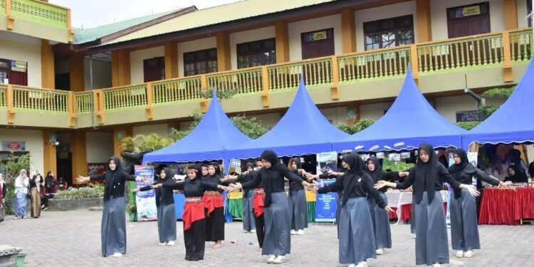 SMK Negeri 1 Takengon Menggelar Kegiatan Gelar Karya TEFA Dan P5