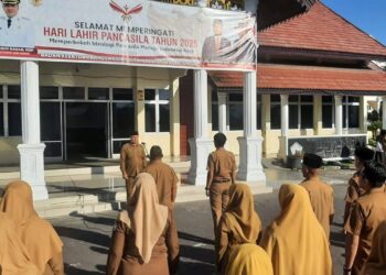 Pj Sekda Mursyid Pimpin Apel Pagi, Beri Amanat Terkait Rasa Syukur Pada Jajaran