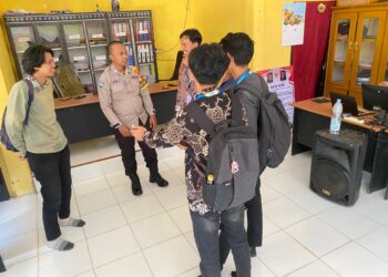 Bhabinkamtibmas Kelurahan Langgam Laksanakan DDS, Ajak Warga Jaga Kamtibmas dan Bijak Bermedia Sosial