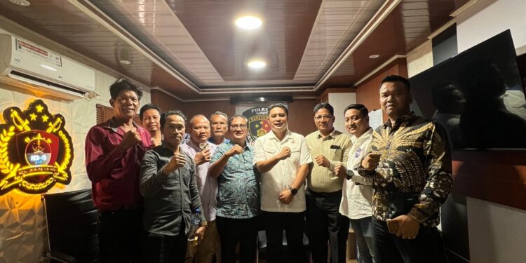 Punguan Sonakmalela Toba Bersama Natulo Law Firm Dan Ibu Korban Menghadiri Panggilan Polisi Terhadap Pencabulan Balita 4,5 Tahun