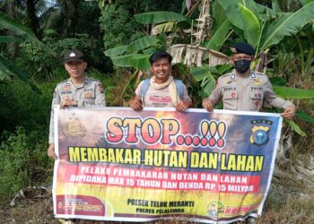 Cegah Karhutla, Polsek Teluk Meranti Sebar Maklumat Kapolda Riau dan Gelar Binluh ke Warga