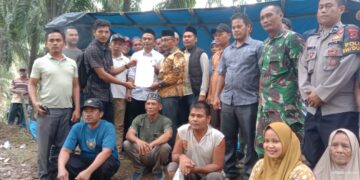 Haji Uma Dan Ketua Komisi B DPRK Subulussalam Tinjau Langsung Lahan Diserobot PT Laot Bangko