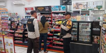 Polsek Ukui Sambangi Titik Vital, Cegah C3, Dekatkan Diri ke Masyarakat