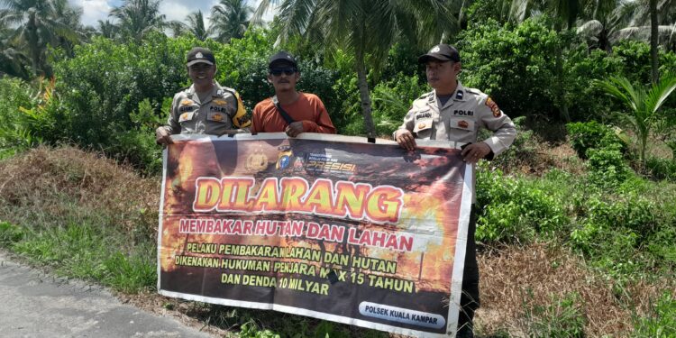 Polsek Kuala Kampar Gencarkan Patroli Karhutla, Warga Diedukasi soal Larangan Bakar Lahan