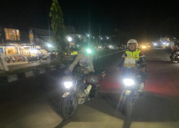 Polsek Pangkalan Kuras Gelar Patroli Blue Light Cegah Premanisme dan Kejahatan C3