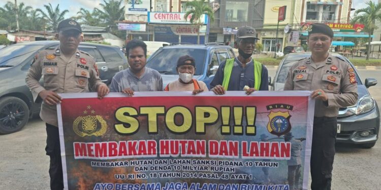Polisi Sisir Pangkalan Kerinci, Ingatkan Bahaya Bakar Lahan